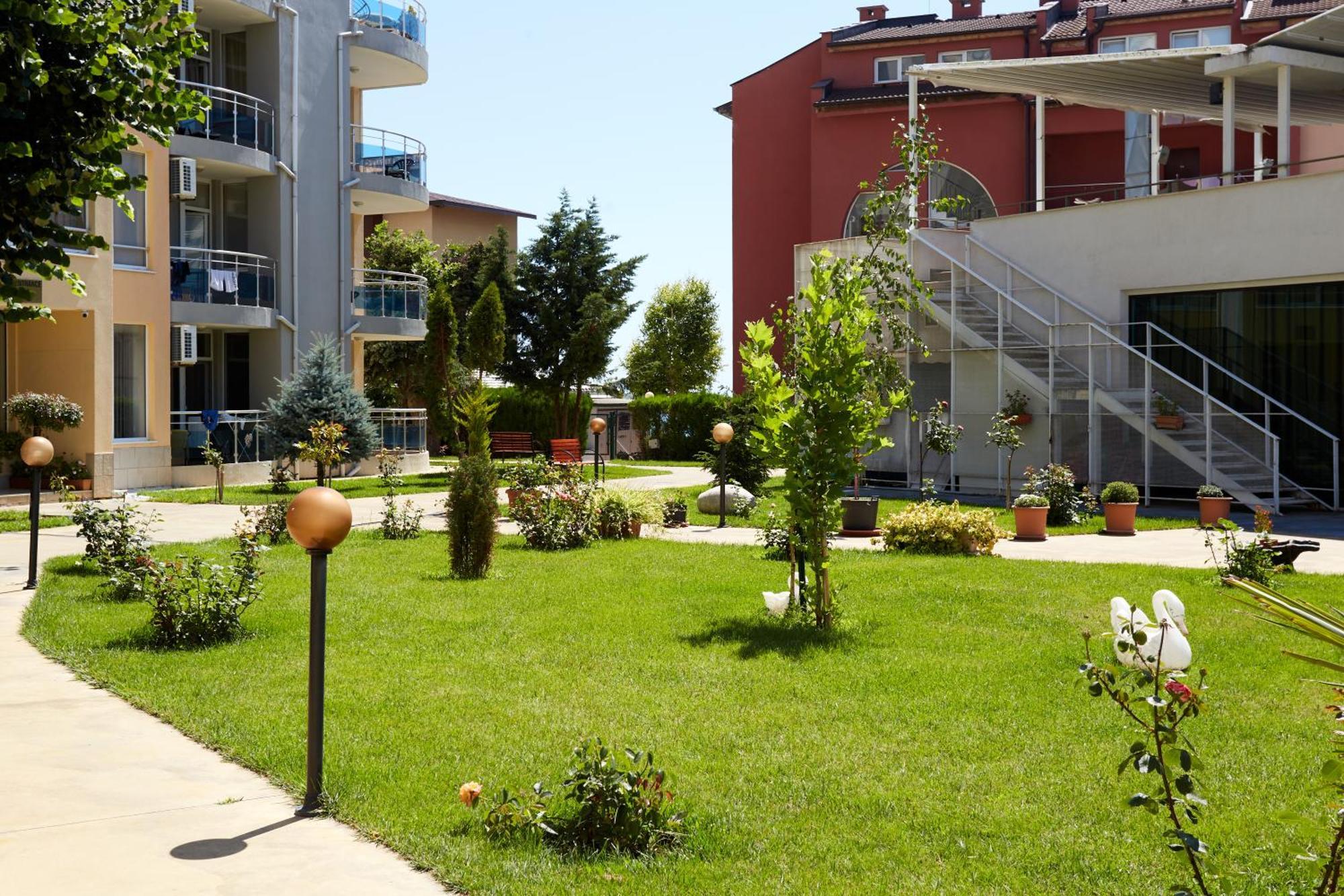 Luxury First Line Apartment With Pool By The Sea Nesebar Exterior foto